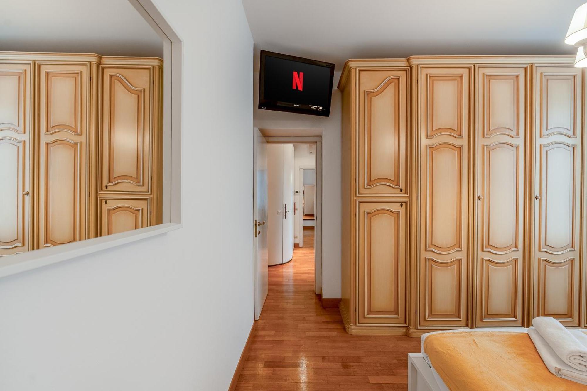 "Suite Elegance Brera" Милан Экстерьер фото