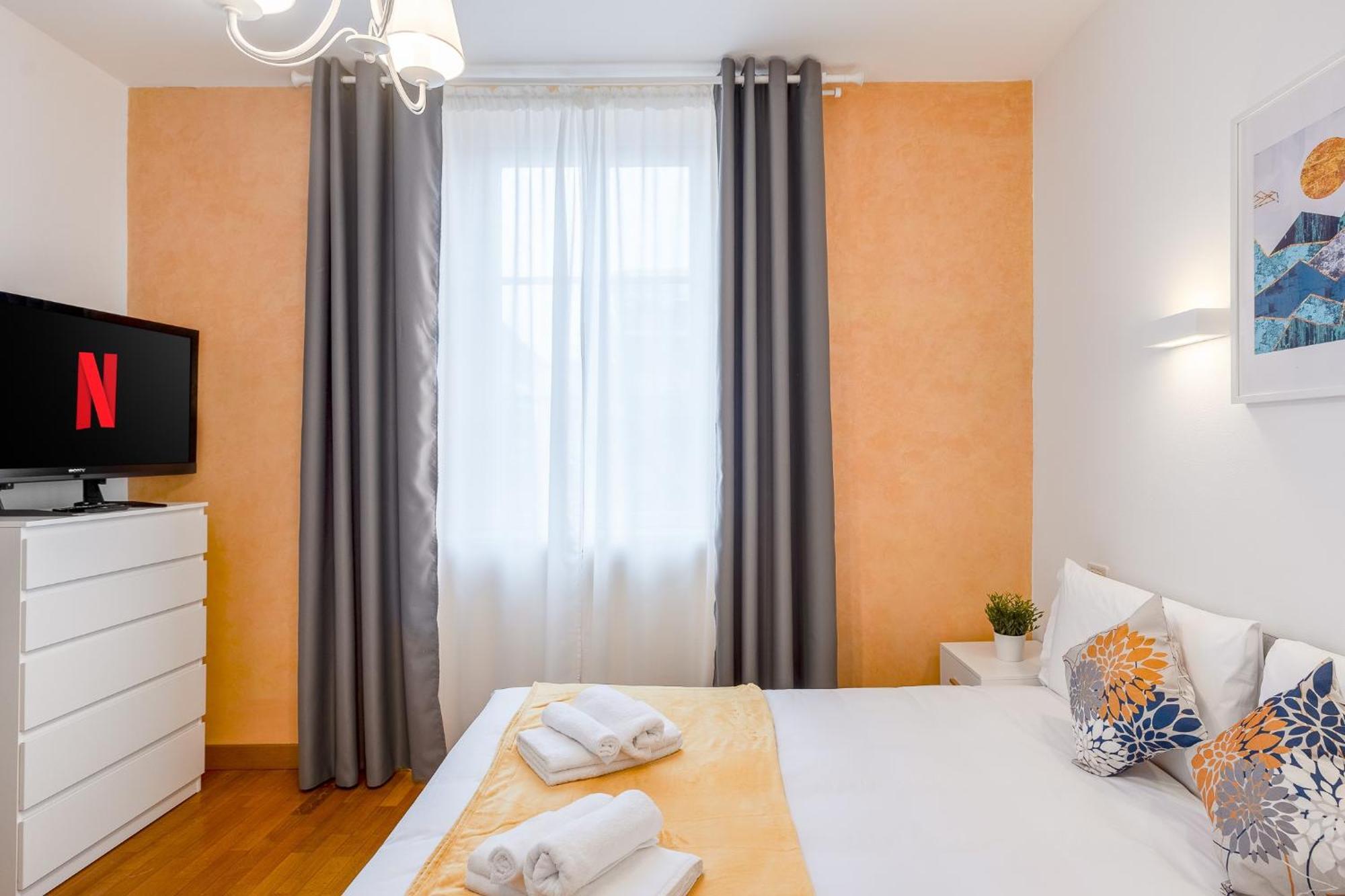 "Suite Elegance Brera" Милан Экстерьер фото